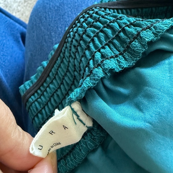 Elegant Teal Long Sleeve Dress - Picture 3 of 15